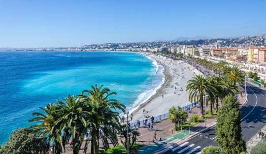 Beau Plein Centre * Nizza
